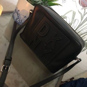 Black cross body purse